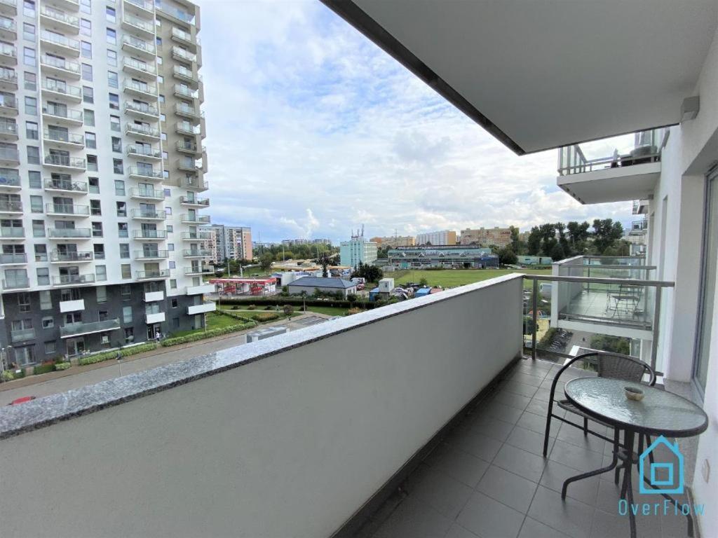 Milky Apartment With Balcony - 3 Km To Baltic Sea グダニスク エクステリア 写真